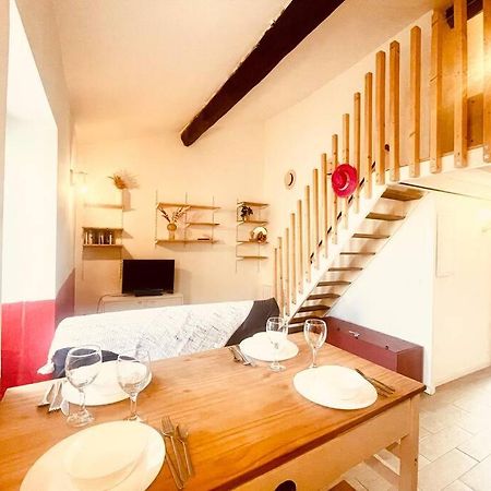 Evasion Urbaine**** Apartment Ним Екстериор снимка