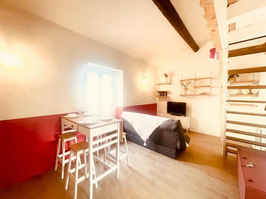 Evasion Urbaine**** Apartment Ним Екстериор снимка